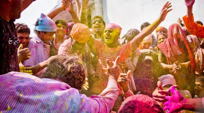 Where To Celebrate Holi In India